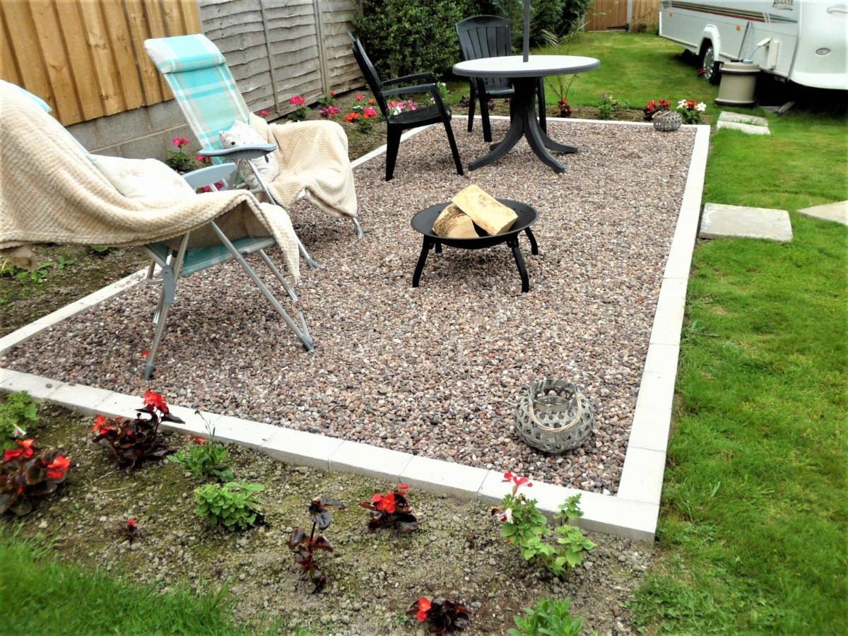 Y Ffau - A Gorgeous Little Caravan Knighton  Exterior photo